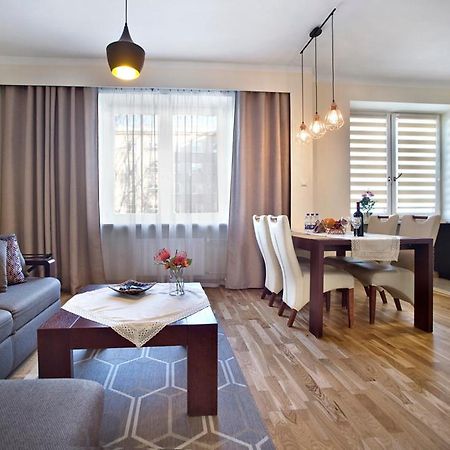 Niepodleglosci Serviced Apartments Βαρσοβία Εξωτερικό φωτογραφία