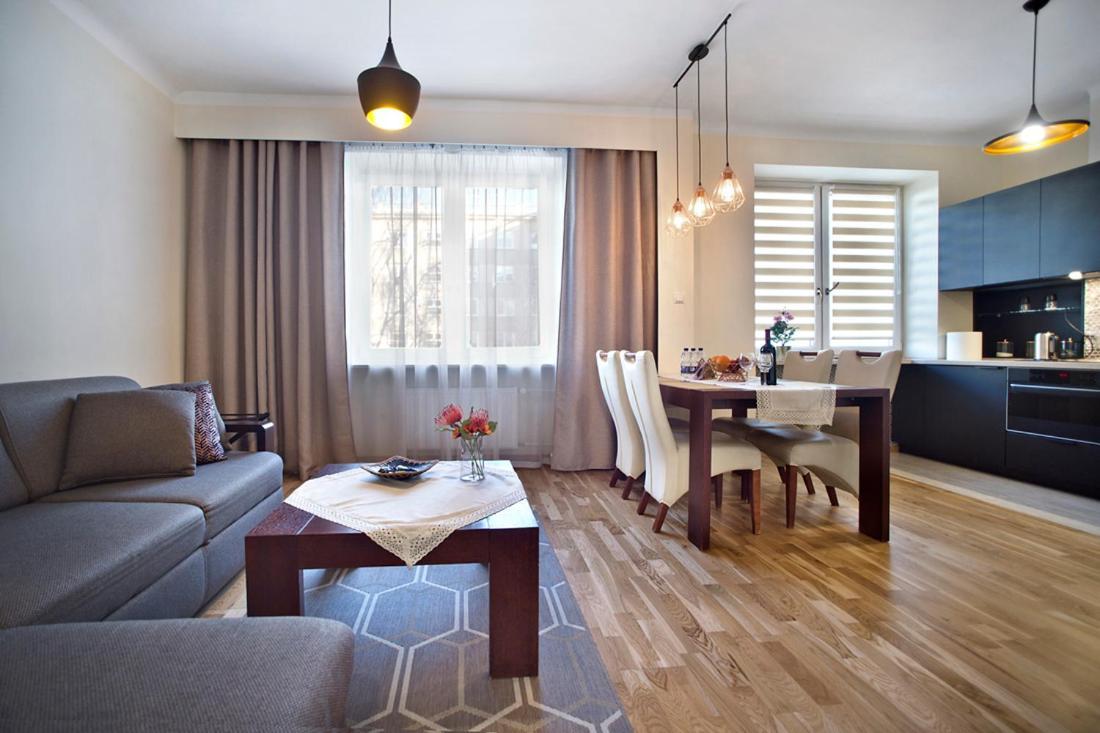 Niepodleglosci Serviced Apartments Βαρσοβία Εξωτερικό φωτογραφία